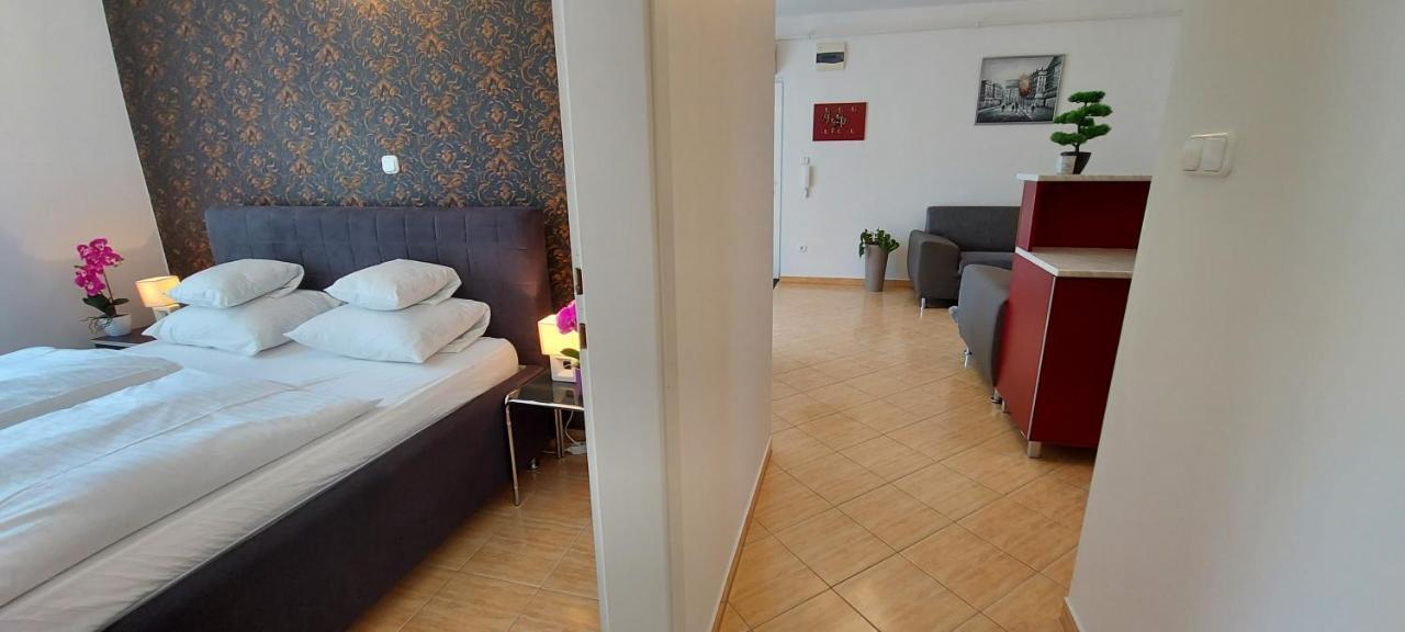 Amulett Suite Apartment Hajdúszoboszló Exteriör bild