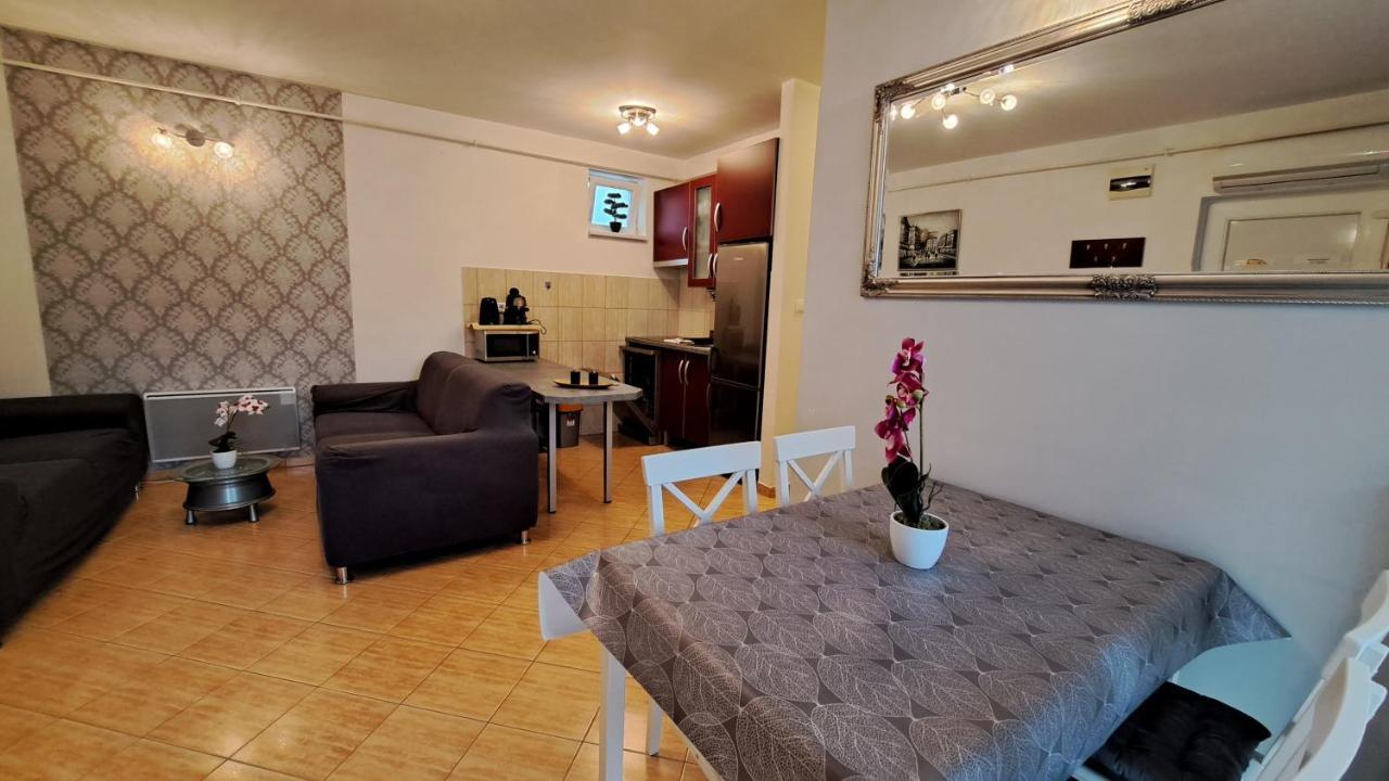 Amulett Suite Apartment Hajdúszoboszló Exteriör bild